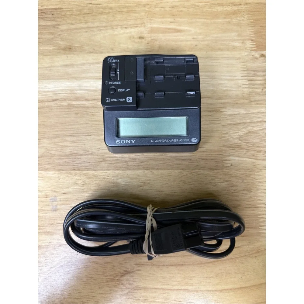 SONY‎ AC-VQ11 AC/DC Adapter Quick Charger for F10 F20 F30 FS11 Genuine Original